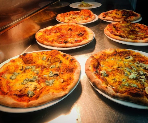 Mamma Rosa Restaurant & Pizza